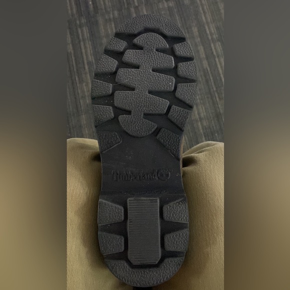 Timberland boots ~ WATERPROOF ~ big boys size 5/women’s 6.5 - Picture 9 of 16